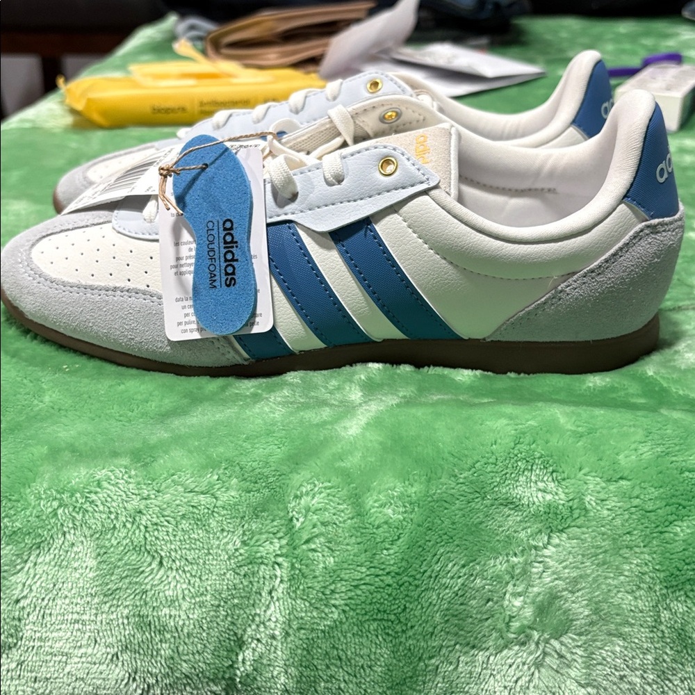 Adidas Cloudfoam Sneakers in Blue, White, and Gray - Picture 5 of 5